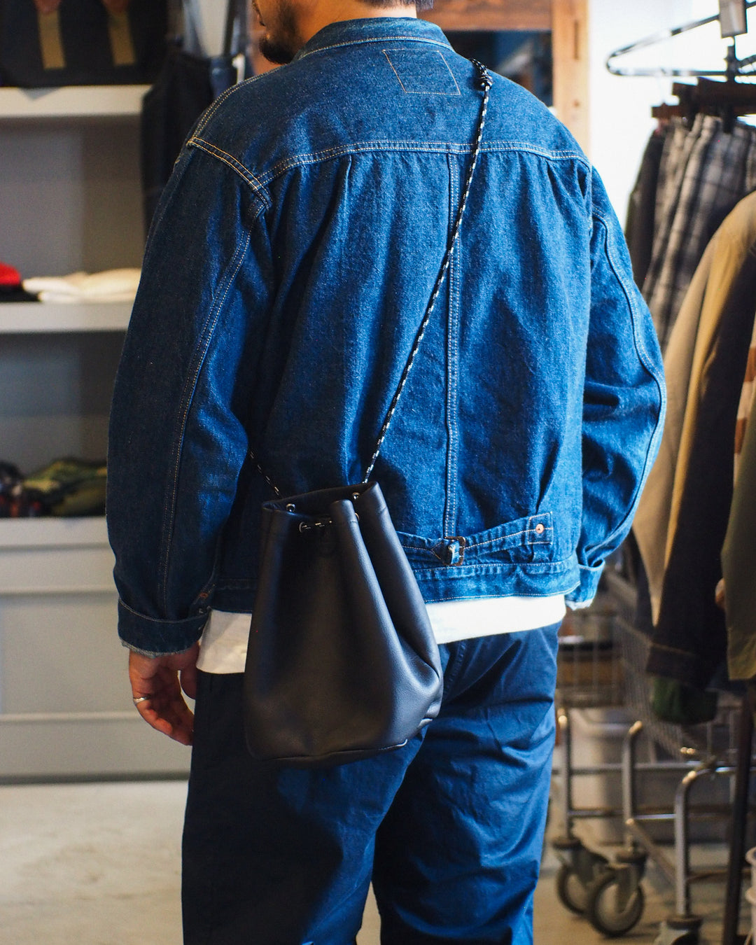 Mr.OLDMAN Leather Drawstring Bag Black