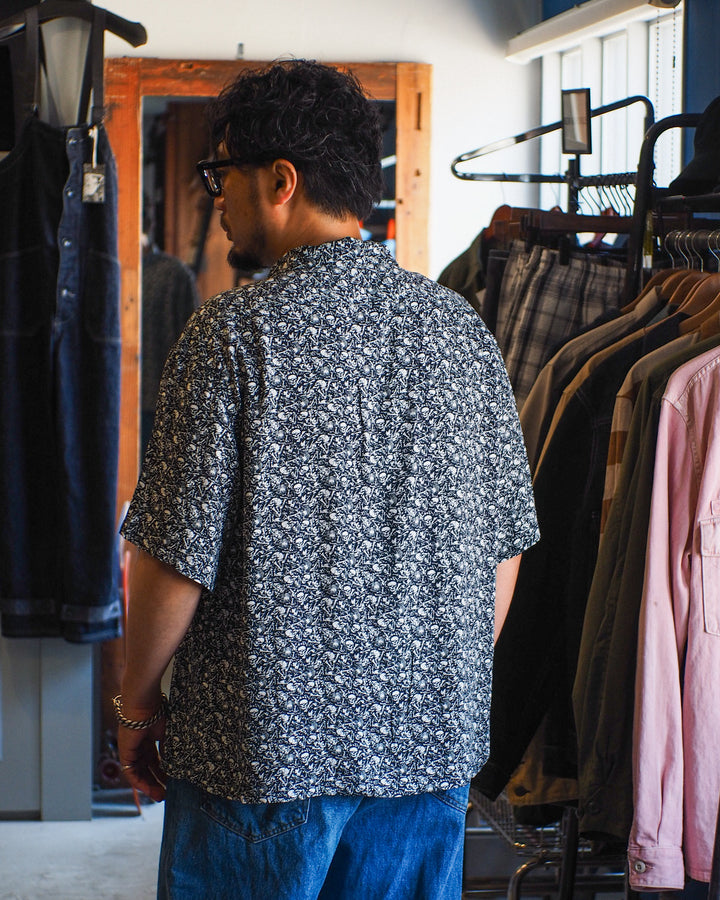TOWN CRAFT PRINTED LOOP COLLAR SS SHIRT Skull