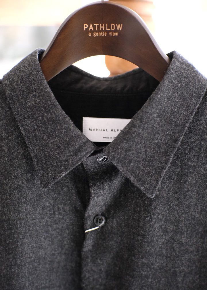 【PATHLOW】MANUAL ALPHABET WOOL R/C SHIRTS