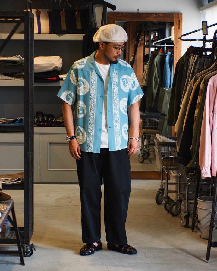 SUN SURF SS39629 RAYON HAWAIIAN SHIRT “ORIENTAL BORDER”