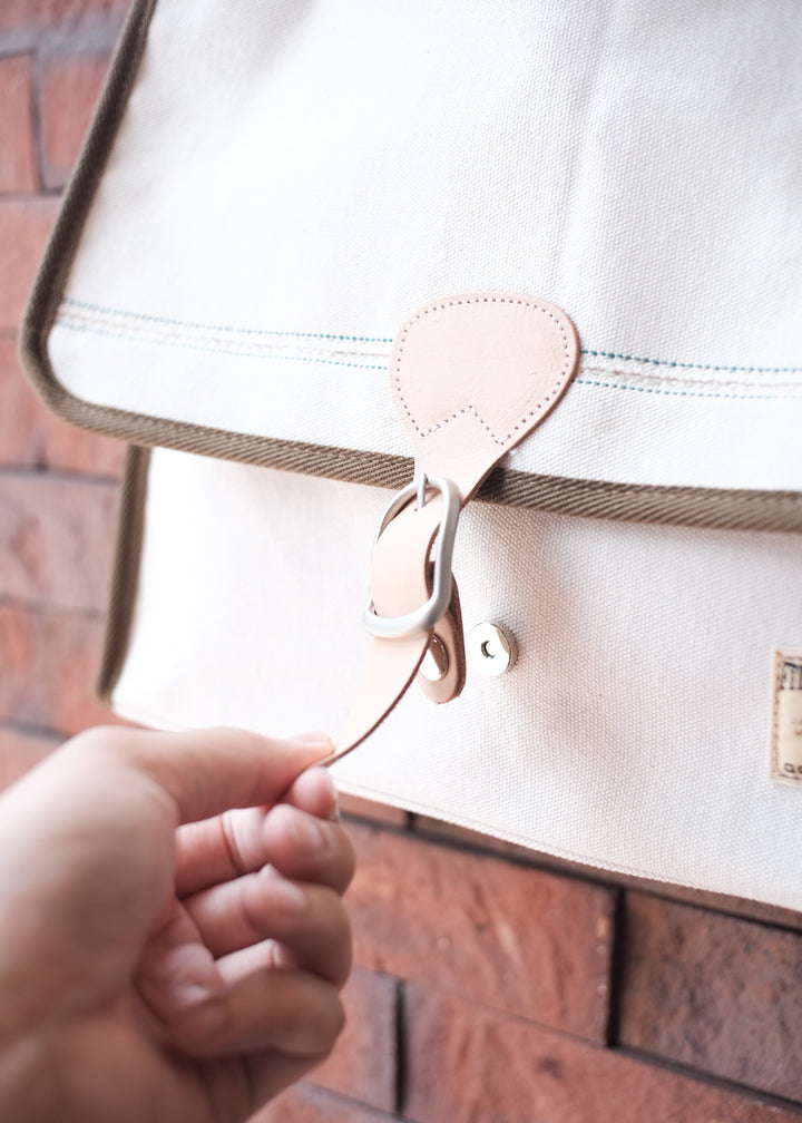 【PATHLOW】Fits Like A Hug  フィッツ ライク ア ハグ Shoulder Bag