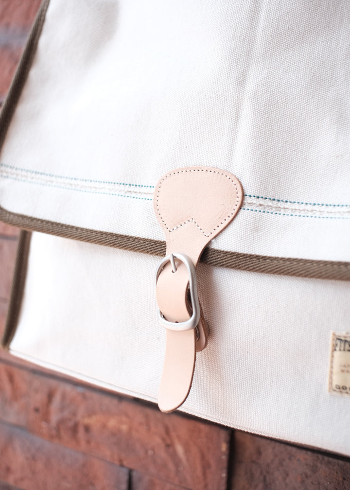 【PATHLOW】Fits Like A Hug  フィッツ ライク ア ハグ Shoulder Bag