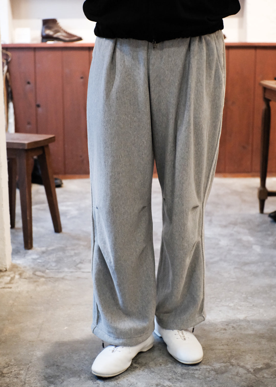 【PATHLOW】PERS PROJECTS パースプロジェクト MAVERICK KNEE TUCK TROUSERS