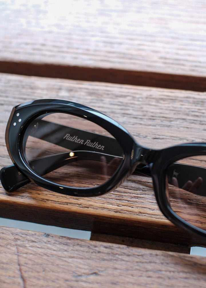 【PATHLOW】Authen Authen オーセンオーセン OVAL CAT EYE BLACK