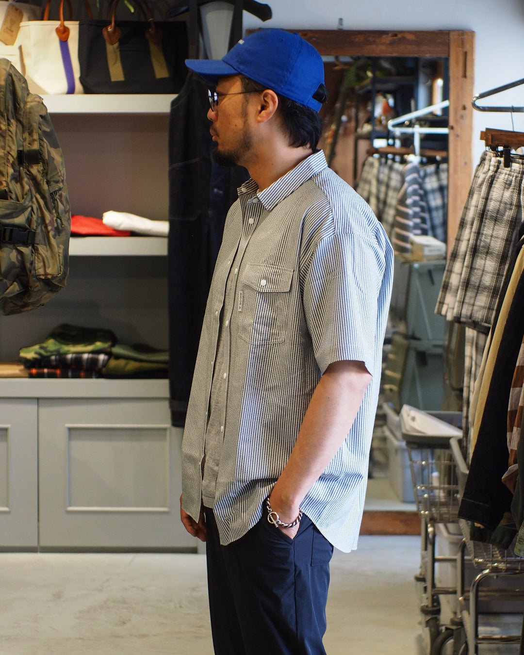 RIDGE MOUNTAIN GEAR Basic Short Sleeve Shirt "Stripe" Grey × White