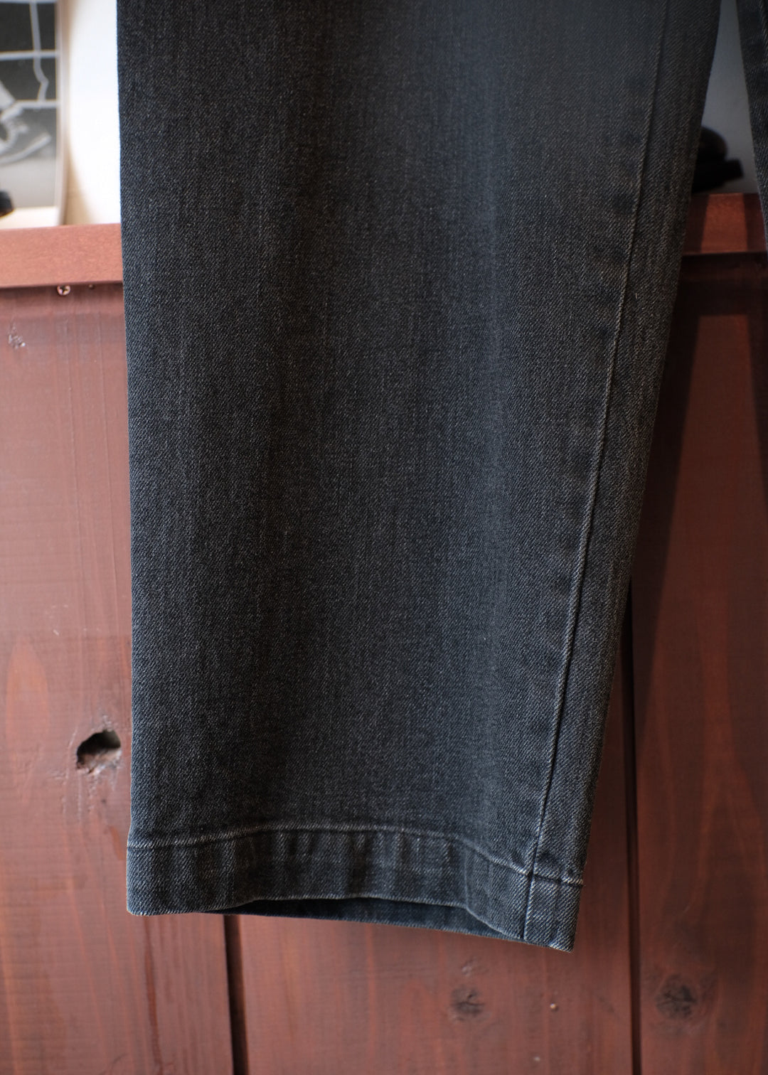 【PATHLOW】MANUAL ALPHABET 12oz BLACK DENIM EASY PANTS フェード加工