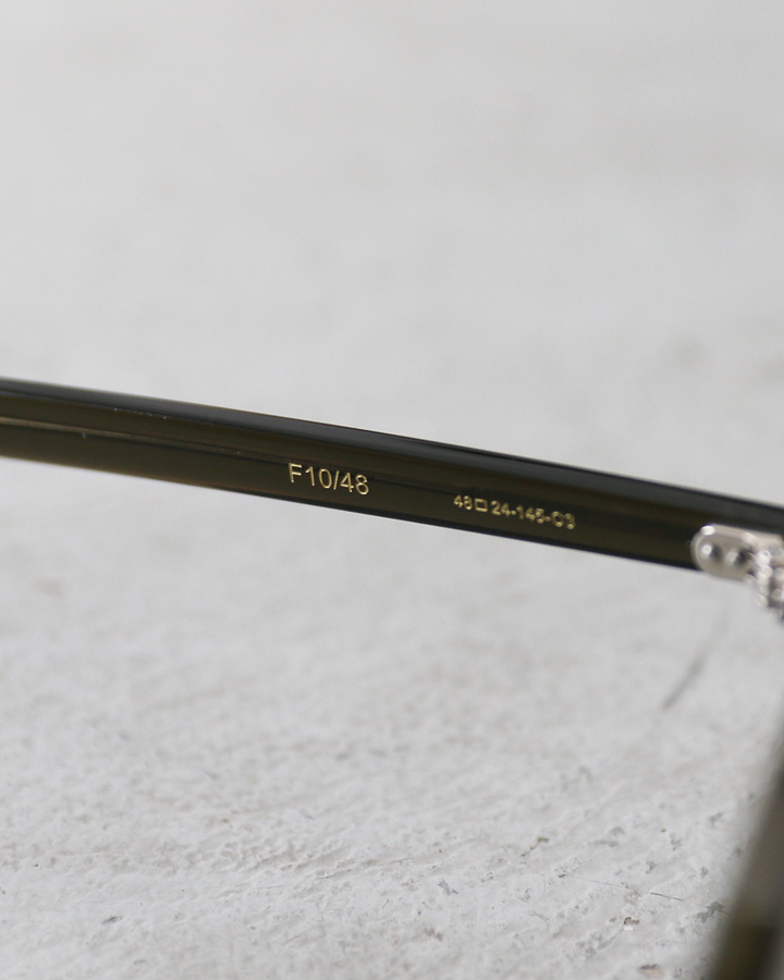 Few by New. F10/48 khaki×Green Lenses