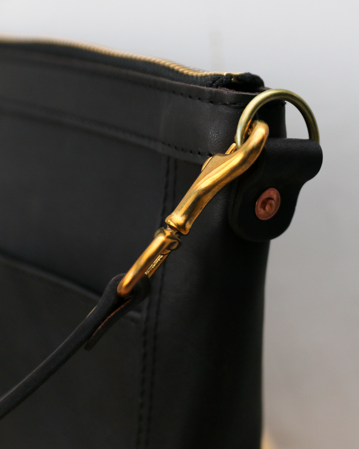 VASCO バスコ VS-313L LEATHER TELEPHONE SHOULDER BAG -SMALL Black