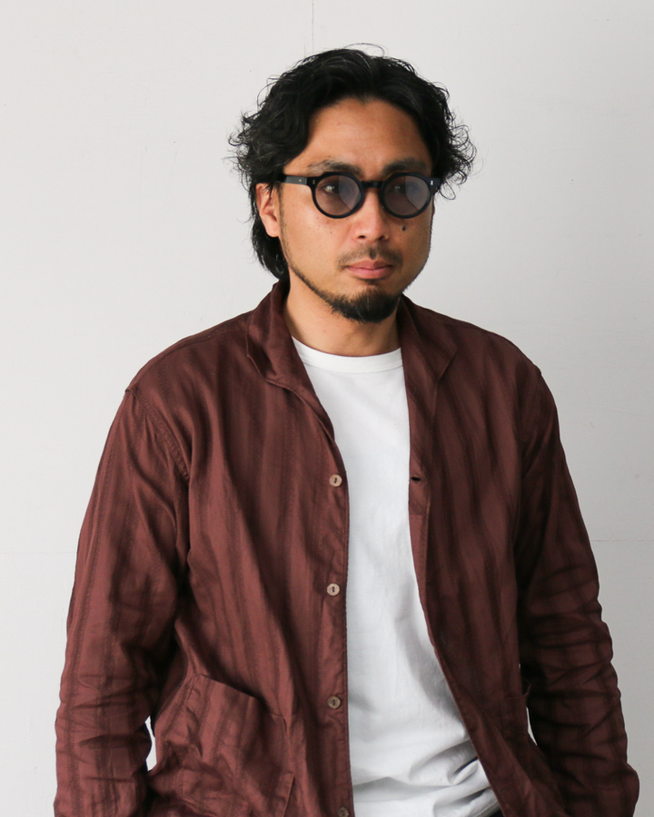 Few by New. F25 Black ×Gray Lenses