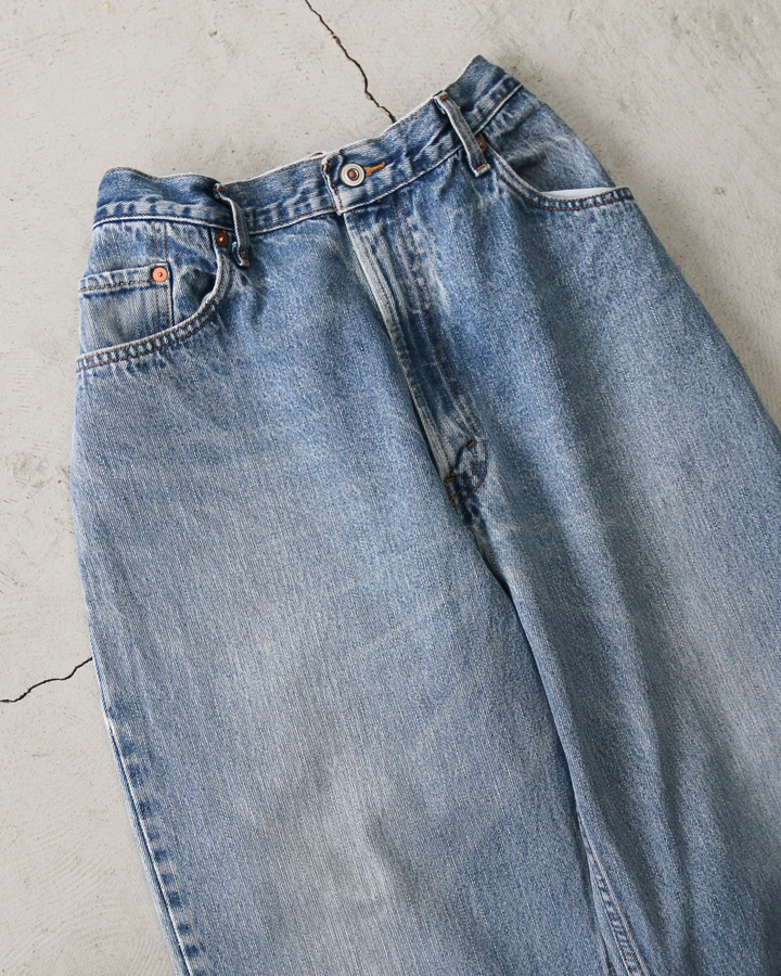 Used Levis 550 Remake Jeans 38-2