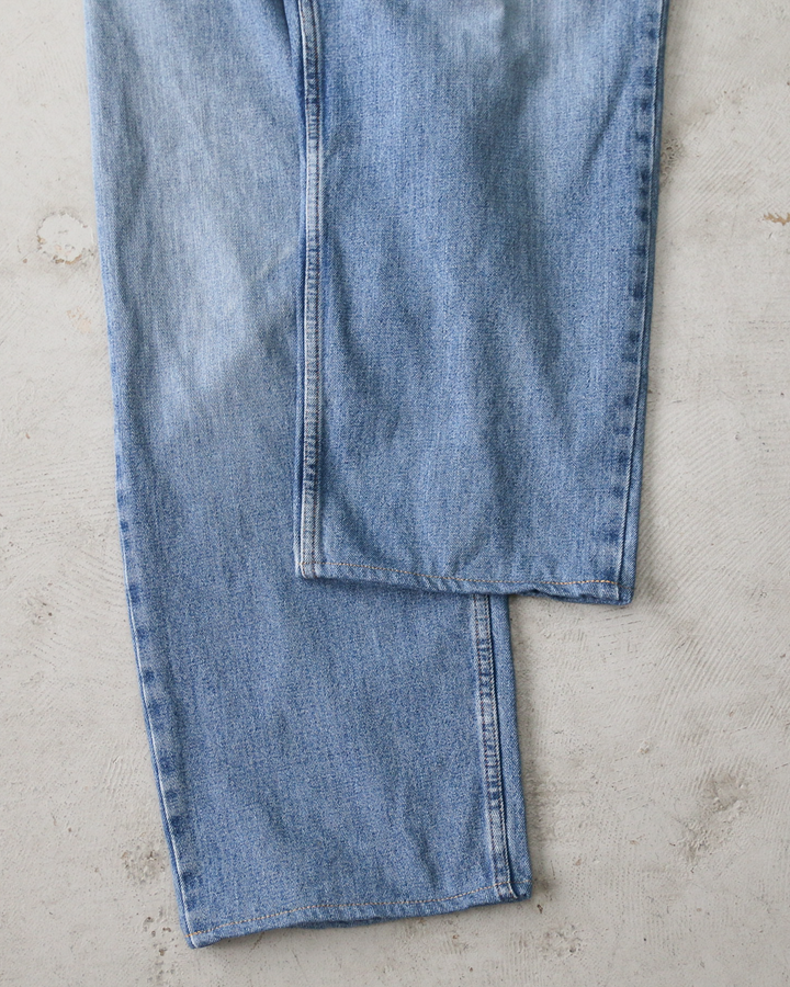 Used Levis 550 Remake Jeans 40-1