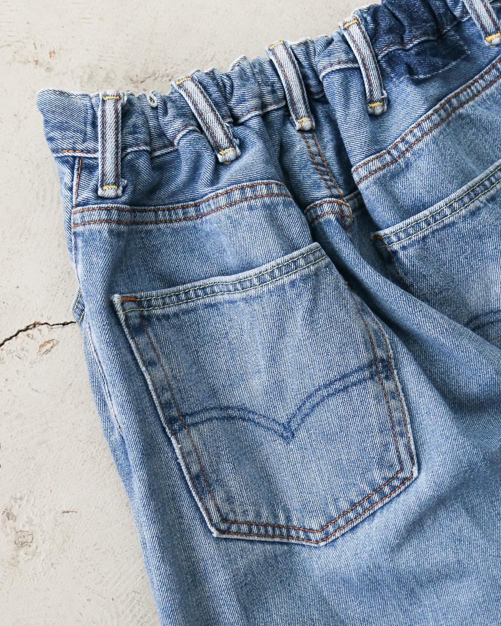 Used Levis 550 Remake Jeans 40-1