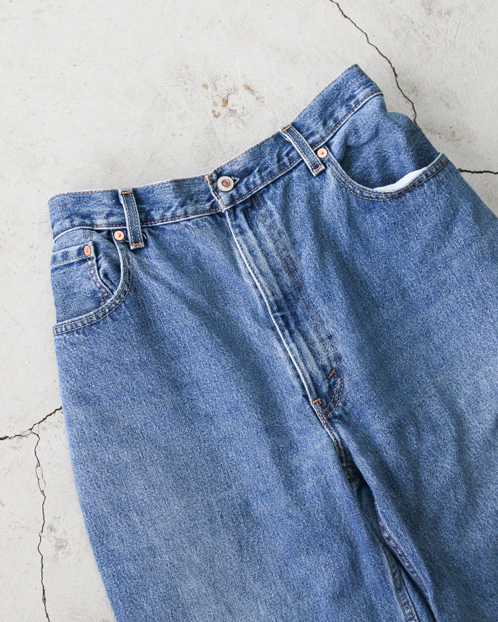 Used Levis 550 Remake Jeans 40-2