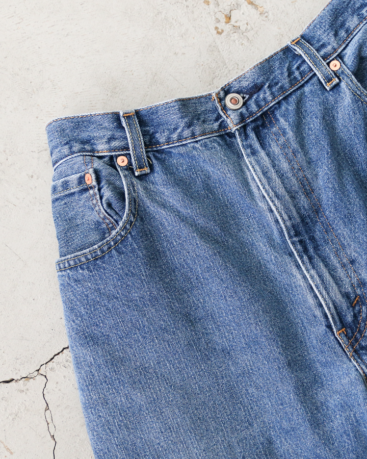 Used Levis 550 Remake Jeans 40-2