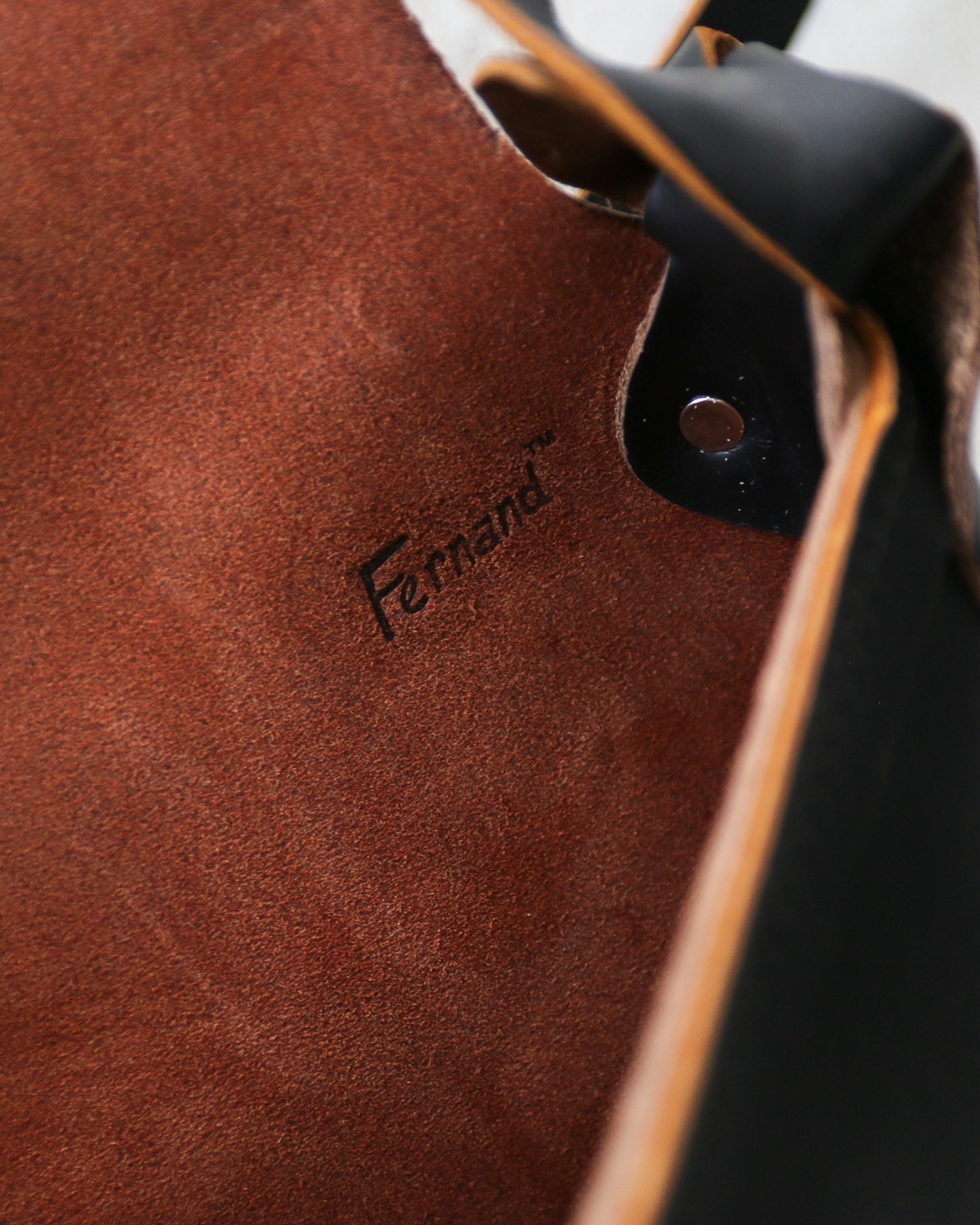 FERNAND LEATHER フェルナンドレザー iPad Latch Pouch Black
