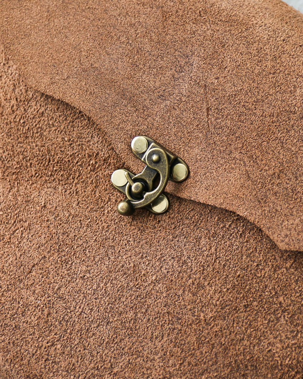FERNAND LEATHER フェルナンドレザー iPad Latch Pouch Sand Suede