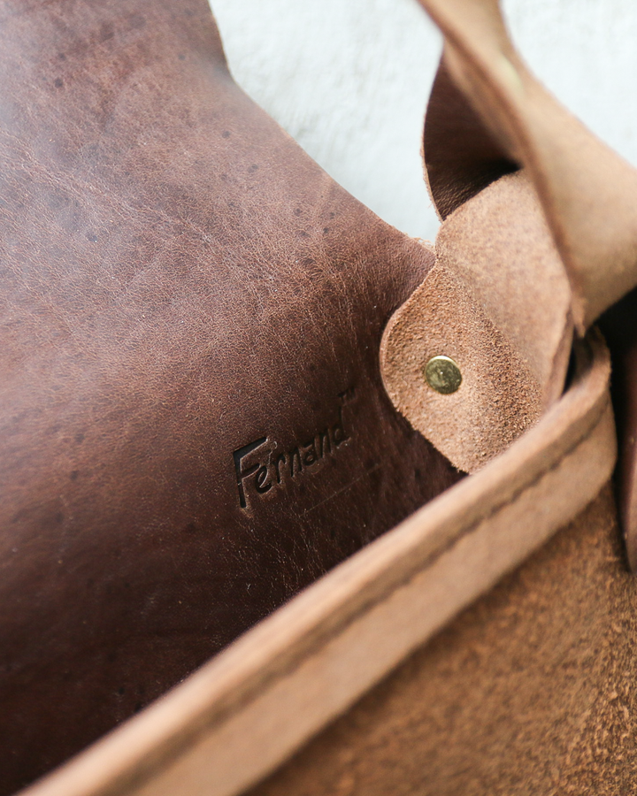 FERNAND LEATHER フェルナンドレザー iPad Latch Pouch Sand Suede