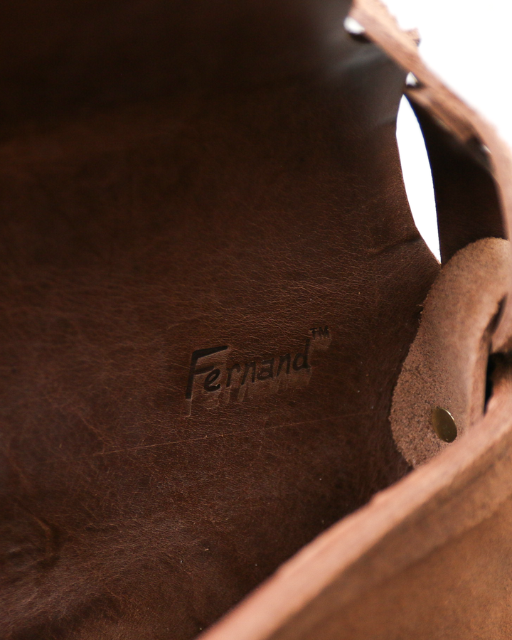 FERNAND LEATHER フェルナンドレザー Horizontal Latch Pouch Sand Suede