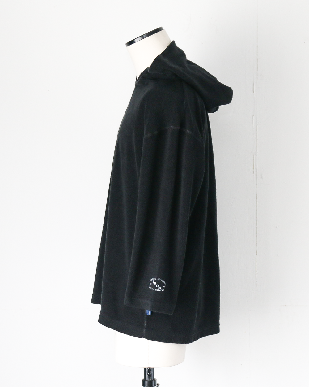 TURN ME ON ターンミーオン Raffi Pile 3/4-Sleeve Skipper Hoodie Black