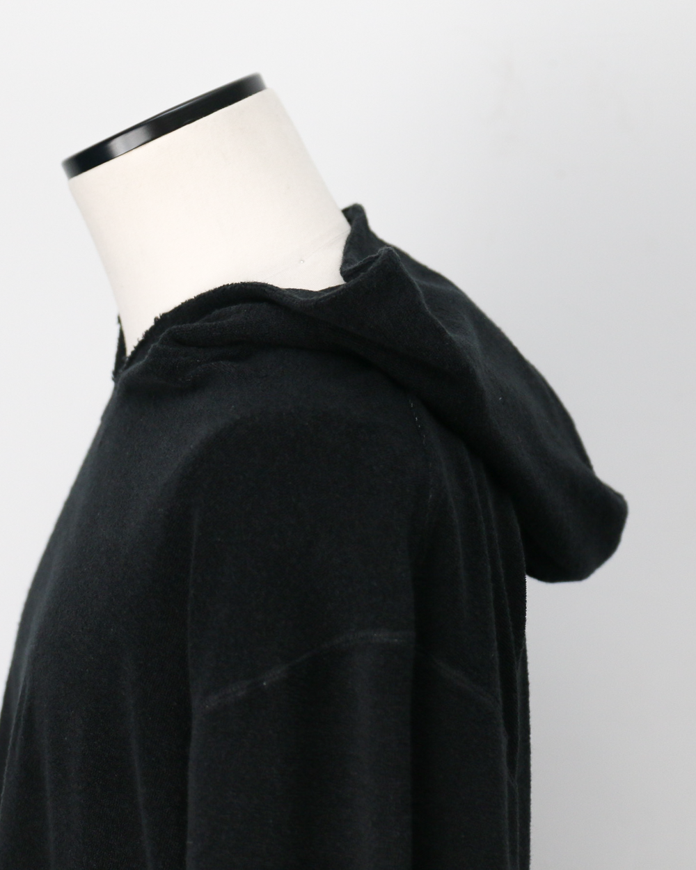 TURN ME ON ターンミーオン Raffi Pile 3/4-Sleeve Skipper Hoodie Black