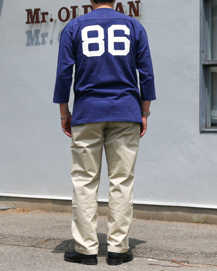 WAREHOUSE Lot 4063  FOOTBALL T F.B.T. NO.86 NAVY