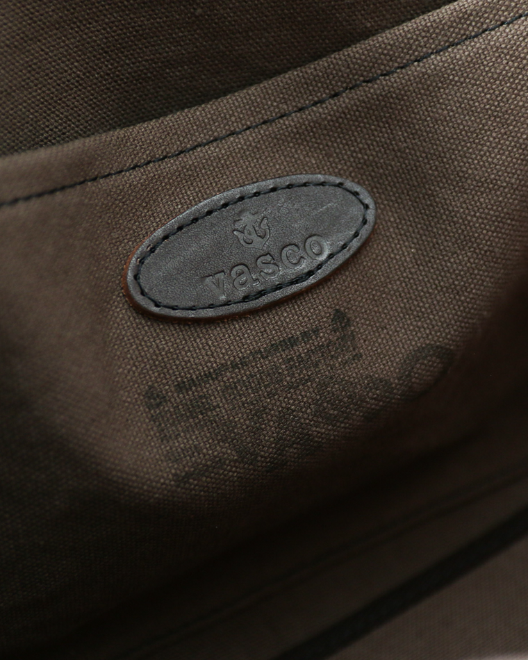 VASCO VS-270L LEATHER SADDLE TOTE BAG Black