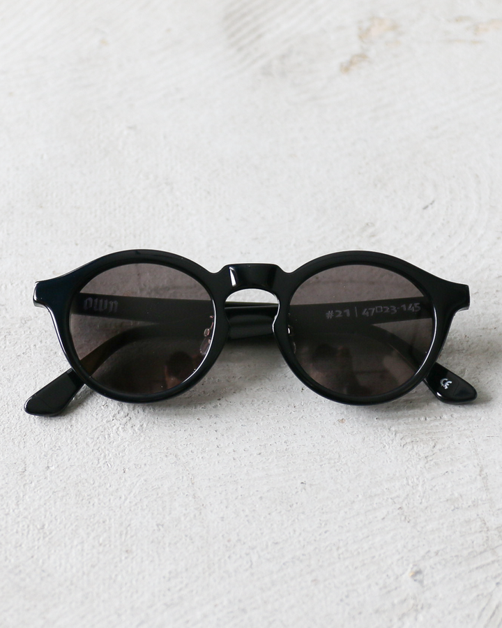 OWN EYEWEAR  