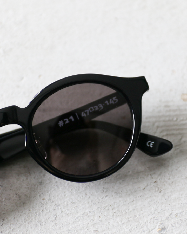 OWN EYEWEAR  