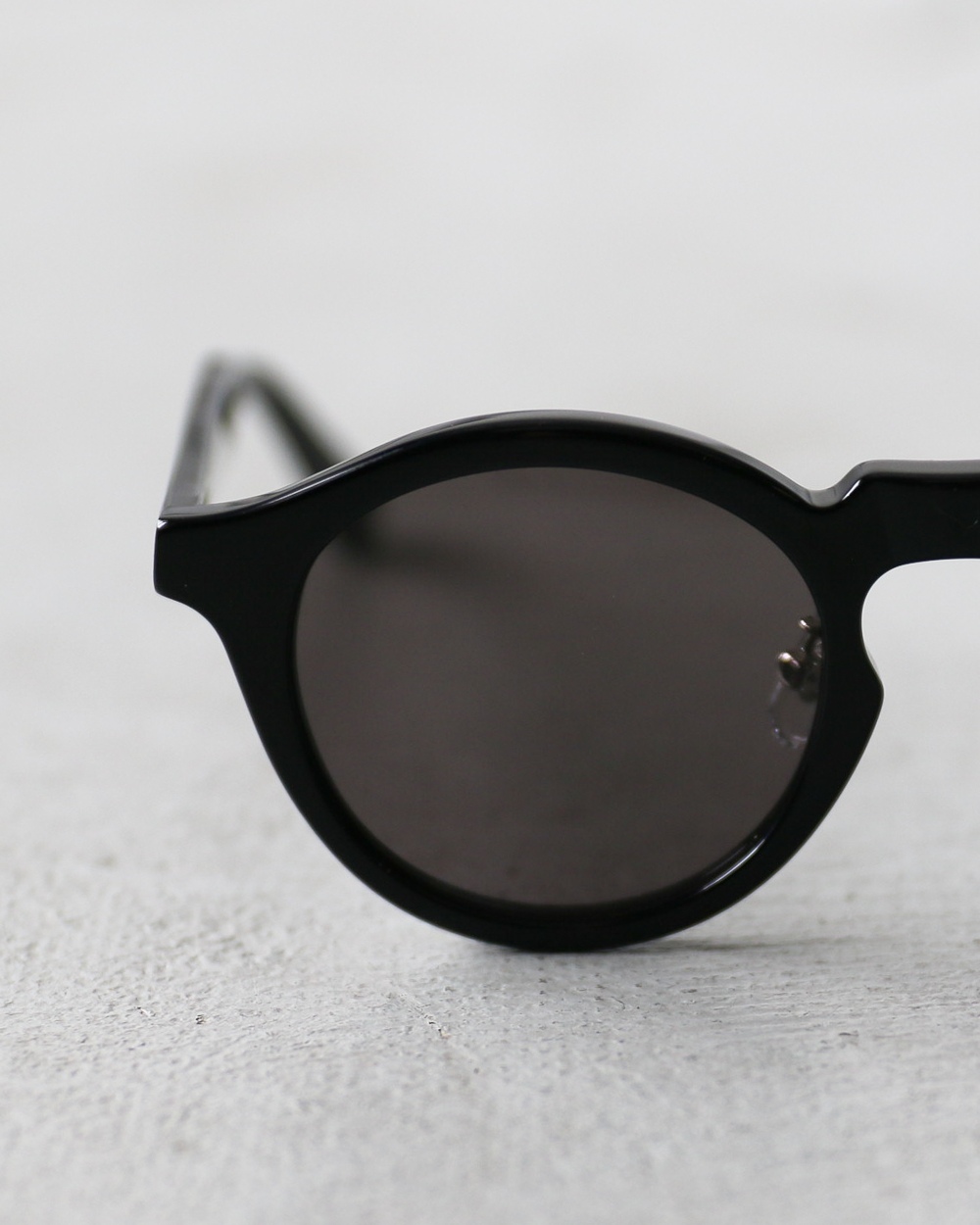 OWN EYEWEAR  