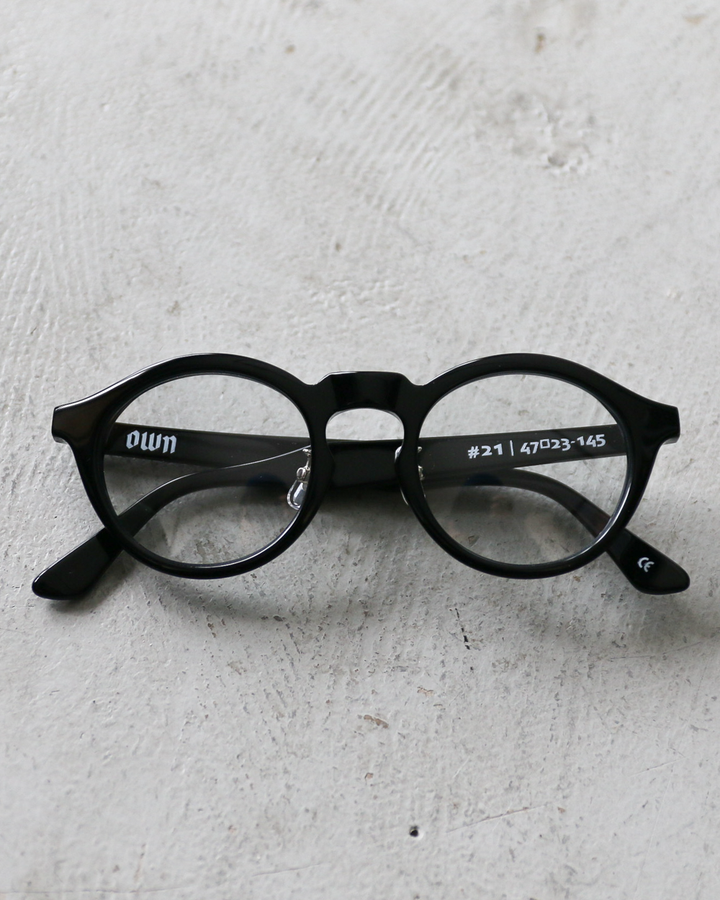OWN EYEWEAR  