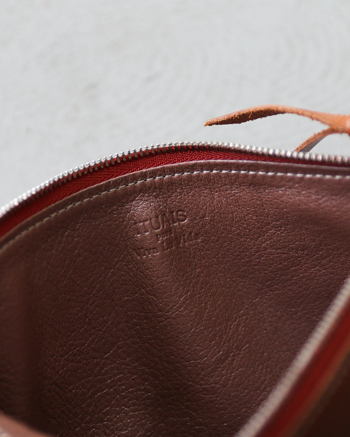 ITUAIS イトゥアイス DOESKIN LEATHER POUCH Brown