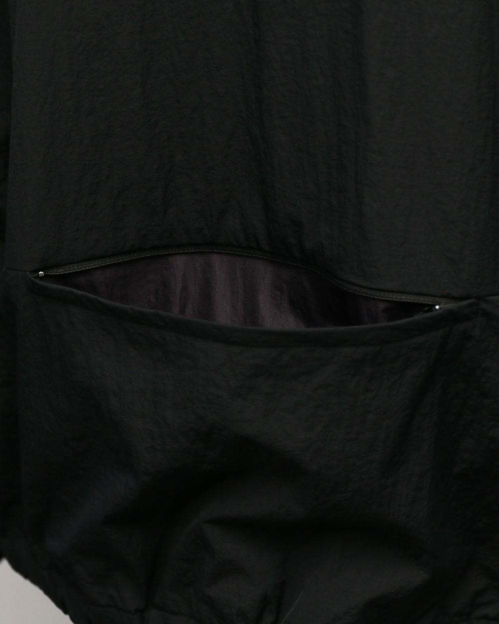 LAMOND ラモンド POCKETABLE NYLON BLOUSON Black