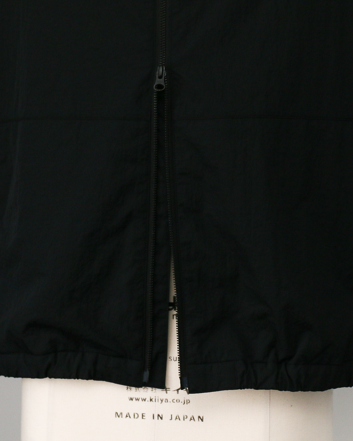 LAMOND ラモンド POCKETABLE NYLON BLOUSON Black