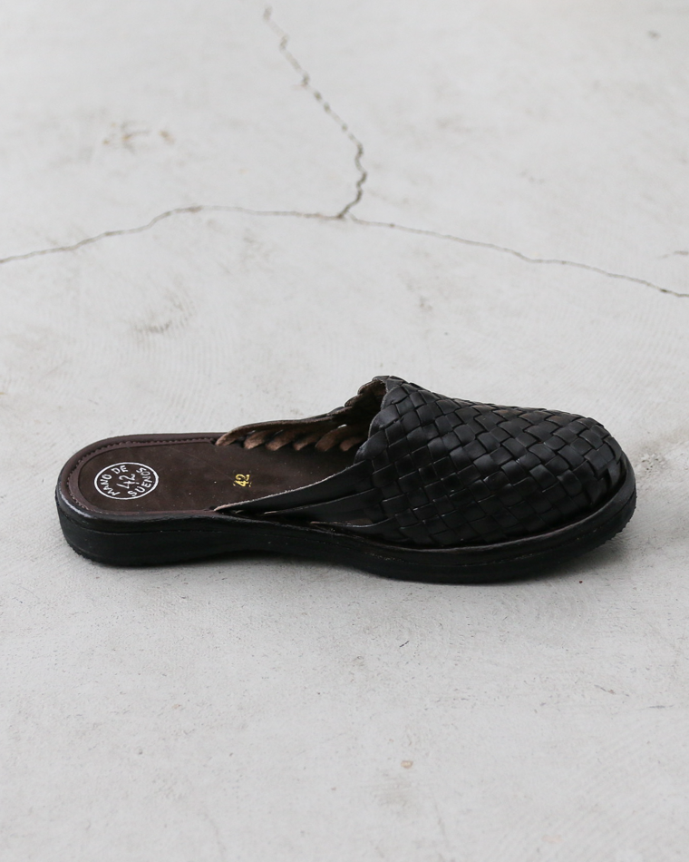 MANO DE SUENOS Leather Mesh Sandal FLOR