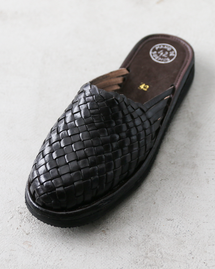 MANO DE SUENOS Leather Mesh Sandal FLOR