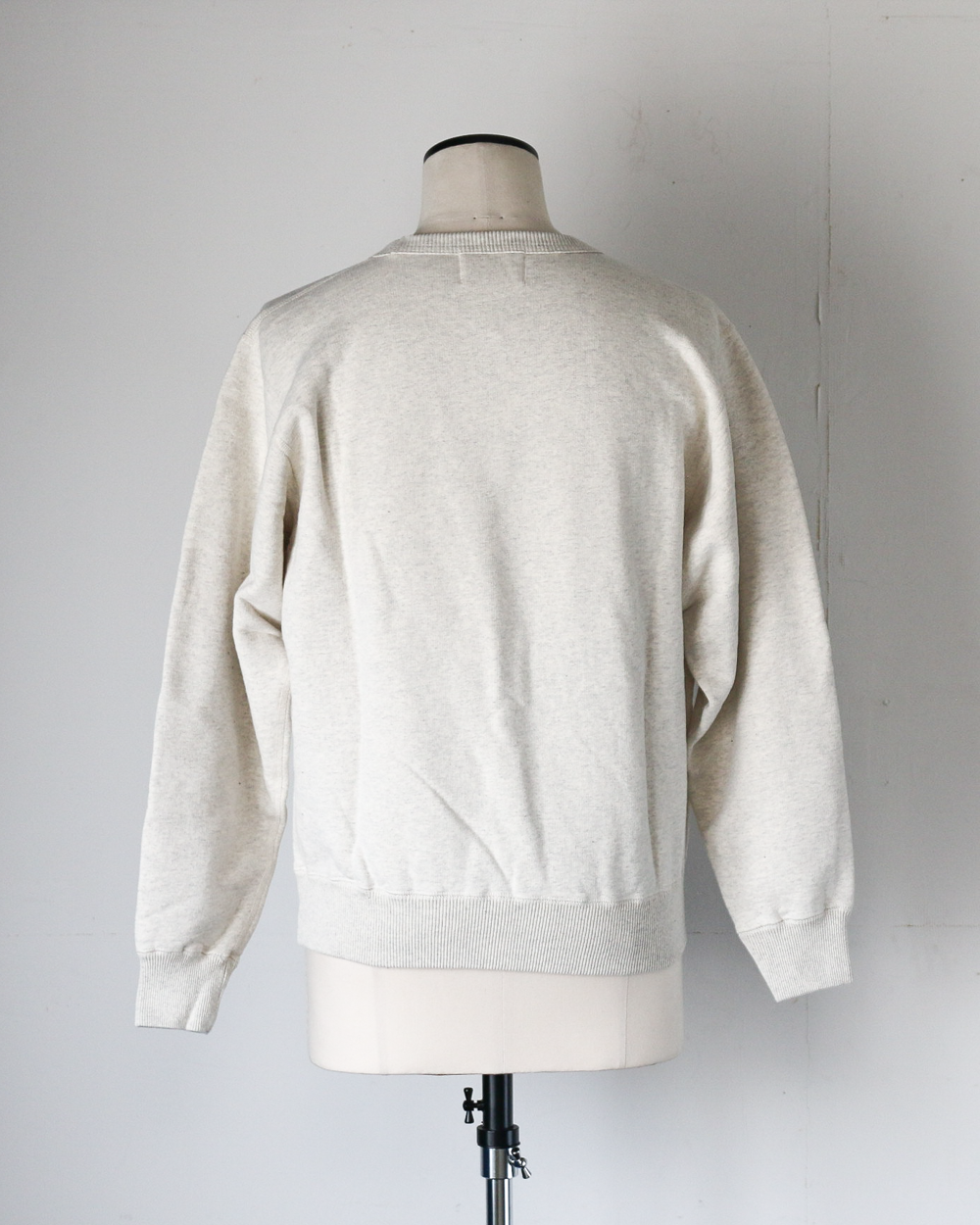 VICTORIA ATHLETICS ヴィクトリアアスレチックス CREWNECK SWEAT Egg
