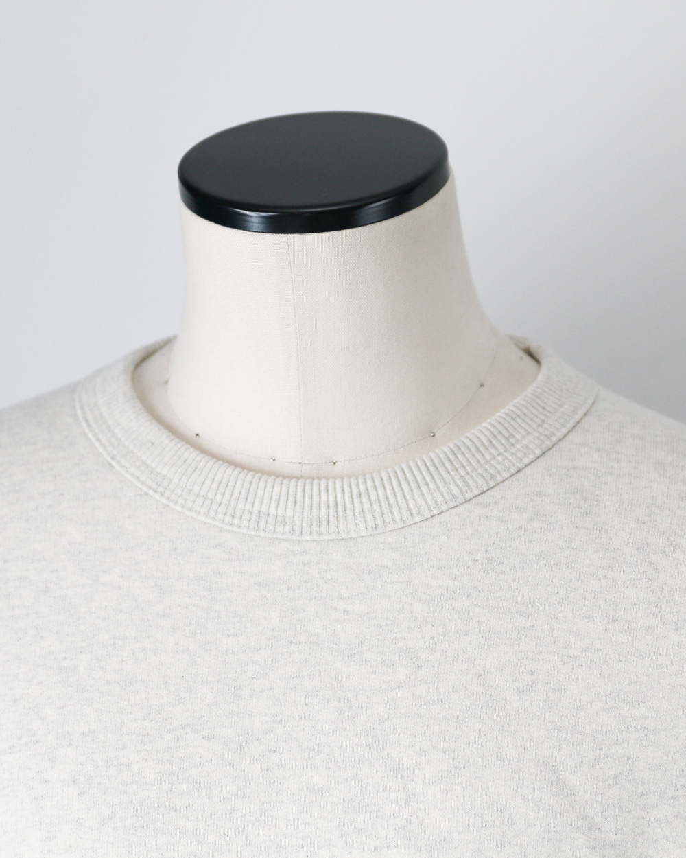 VICTORIA ATHLETICS ヴィクトリアアスレチックス CREWNECK SWEAT Egg
