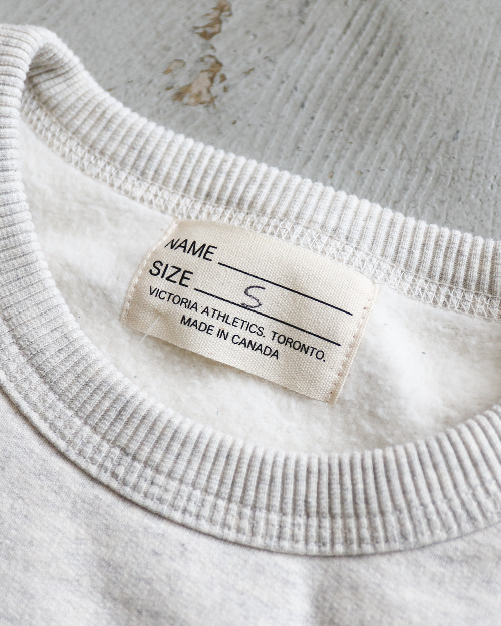 VICTORIA ATHLETICS ヴィクトリアアスレチックス CREWNECK SWEAT Egg