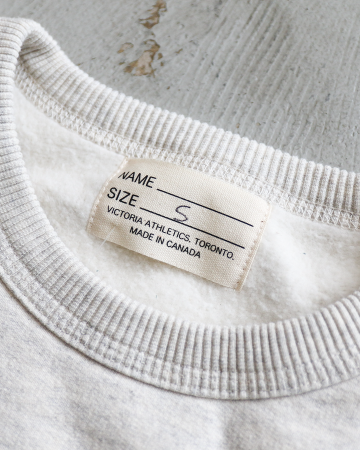 VICTORIA ATHLETICS ヴィクトリアアスレチックス CREWNECK SWEAT Egg