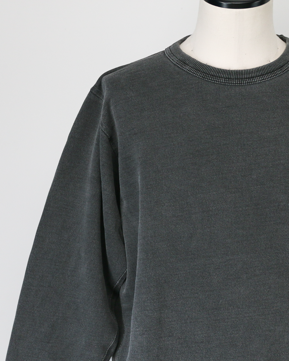 VICTORIA ATHLETICS ヴィクトリアアスレチックス SAND CREWNECK SWEAT Black