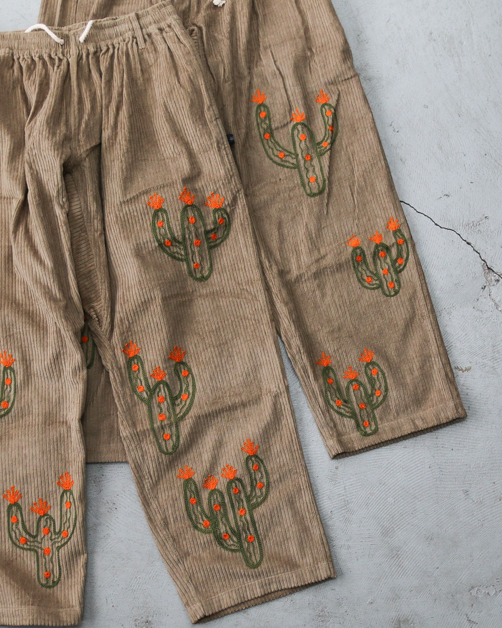 Mr.OLDMAN × JAWANDI ジャワンディ Cactus Embroidery Corduroy Santai Pants