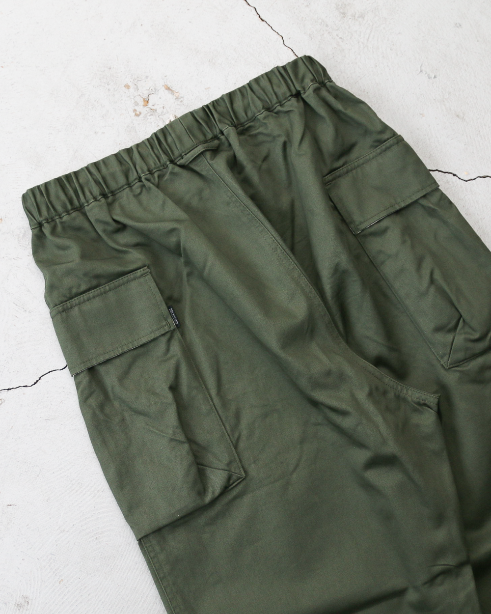 DELICIOUS デリシャス Military Easy Pants - KHK