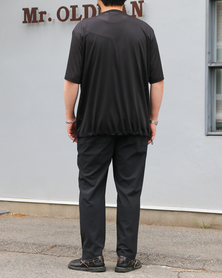 BURLAP OUTFITTER MESH POCKET TEE Black