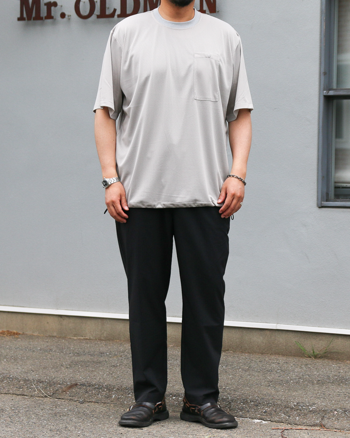 BURLAP OUTFITTER MESH POCKET TEE Ash