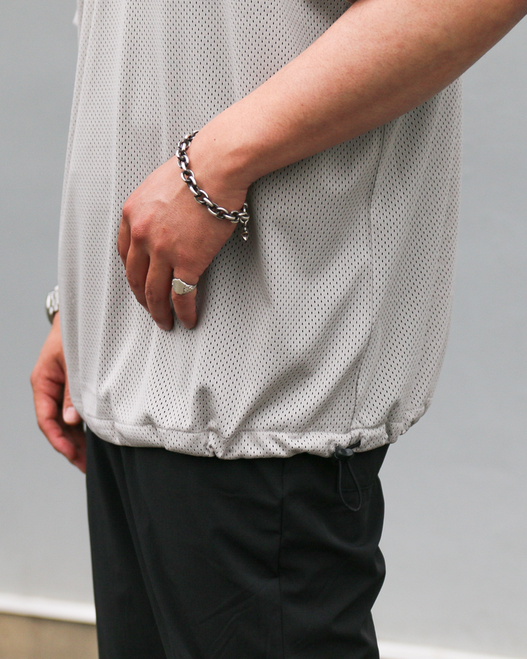 BURLAP OUTFITTER MESH POCKET TEE Ash