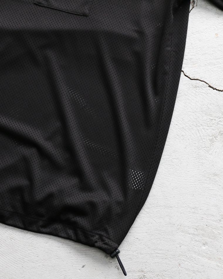 BURLAP OUTFITTER MESH POCKET TEE Black