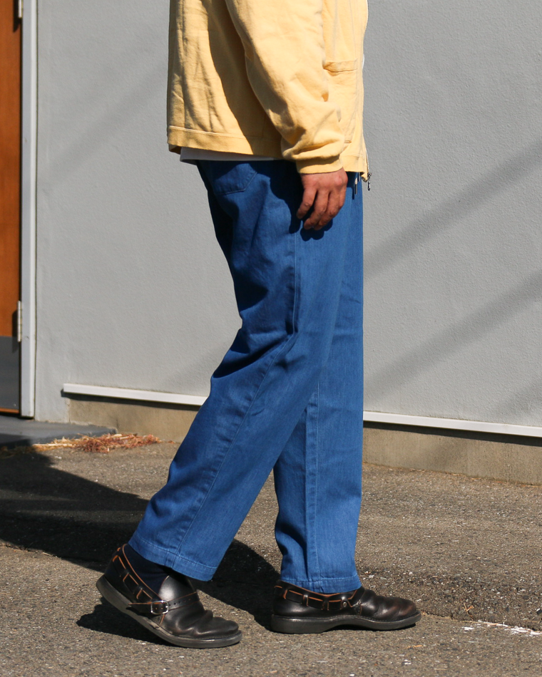 DELICIOUS デリシャス Light Denim Easy Pants Blue