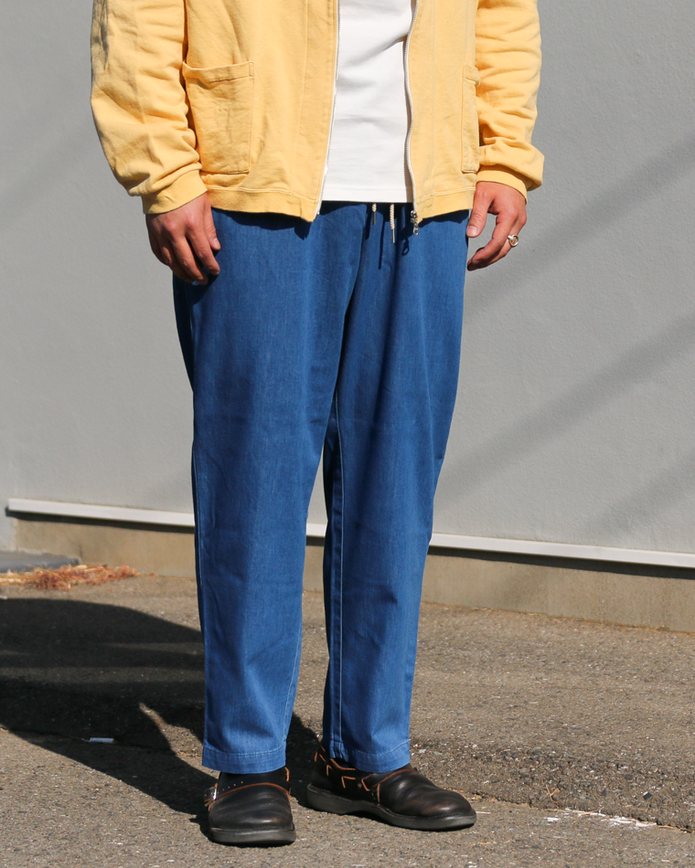 DELICIOUS デリシャス Light Denim Easy Pants Blue