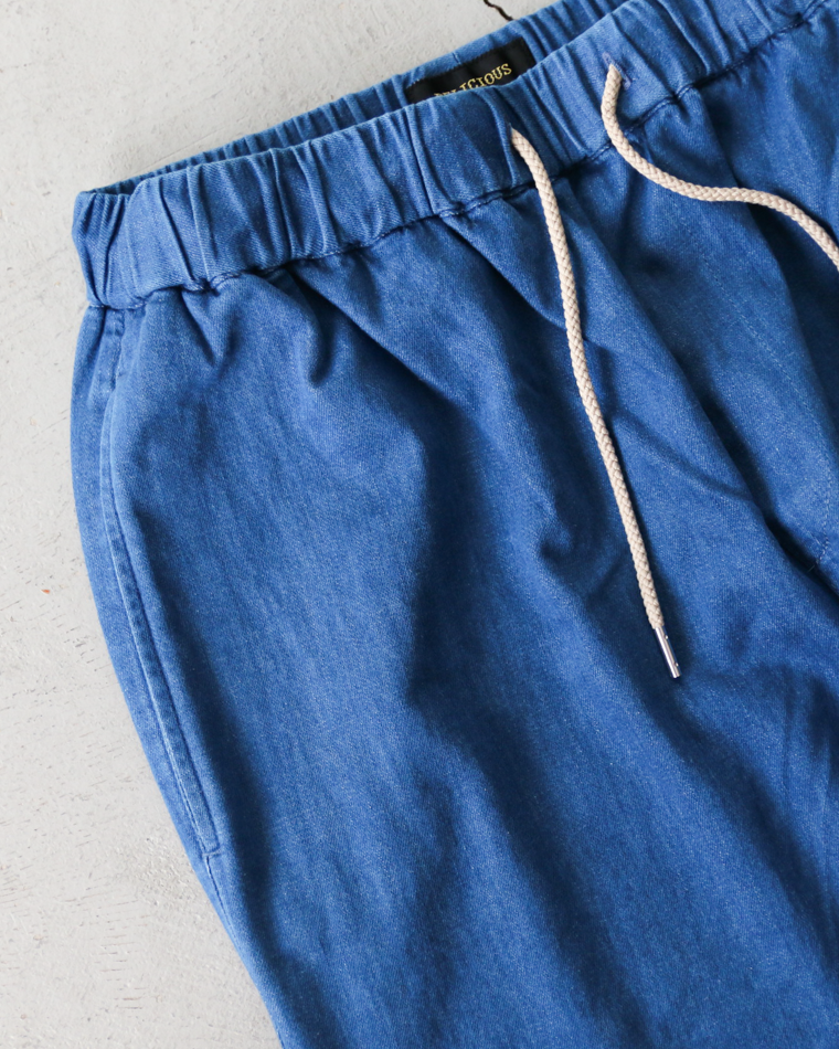 DELICIOUS デリシャス Light Denim Easy Pants Blue