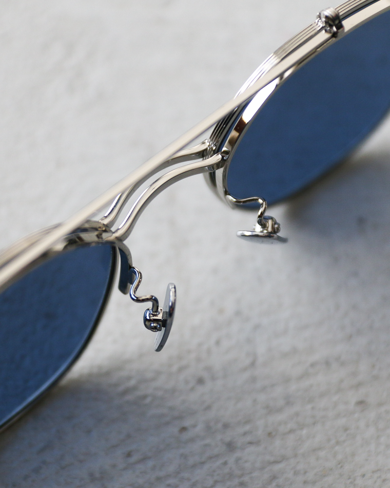 OWN EYEWEAR オウンアイウェア 